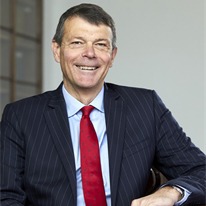 Ken Hinchcliff - Speakers - VetPD